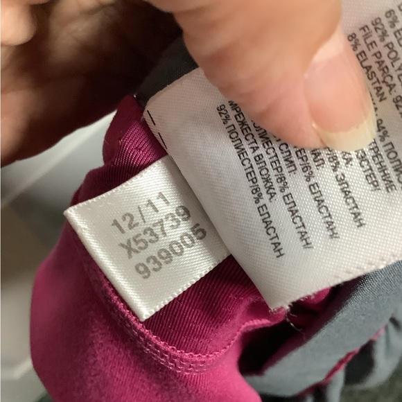 Adidas Supernova skort with contrast pink trim - Picture 11 of 13